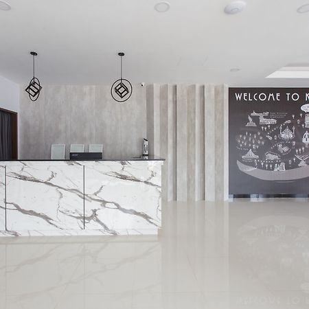 Well Timed Hotel Krabi Bagian luar foto